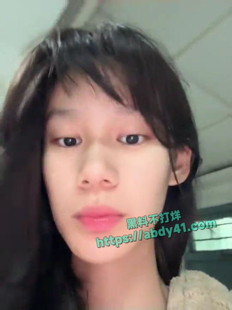 乌鲁木齐05年大学生杨雅淇7