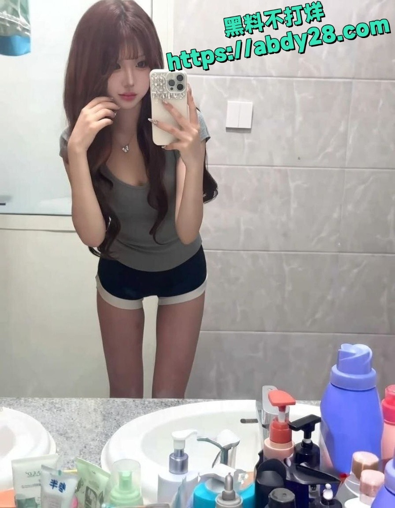 乖巧女友前身竟是福利姬8