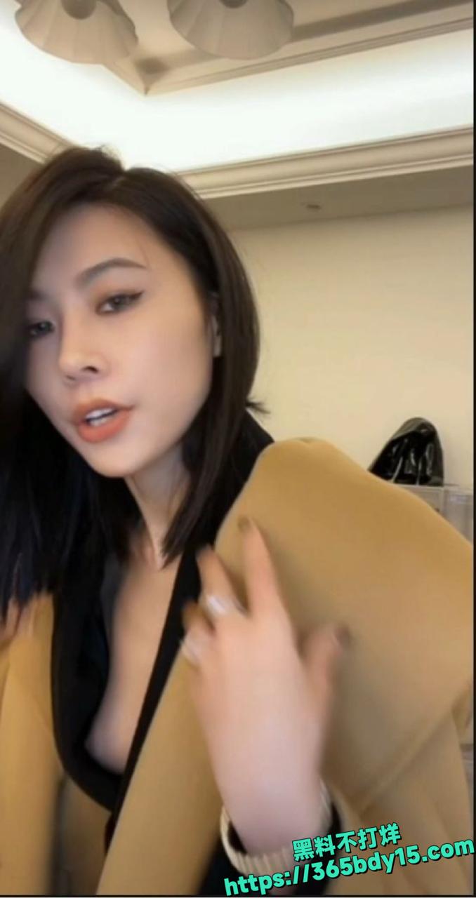 媛媛酱闺蜜BELLAZHU带货走光视频4.