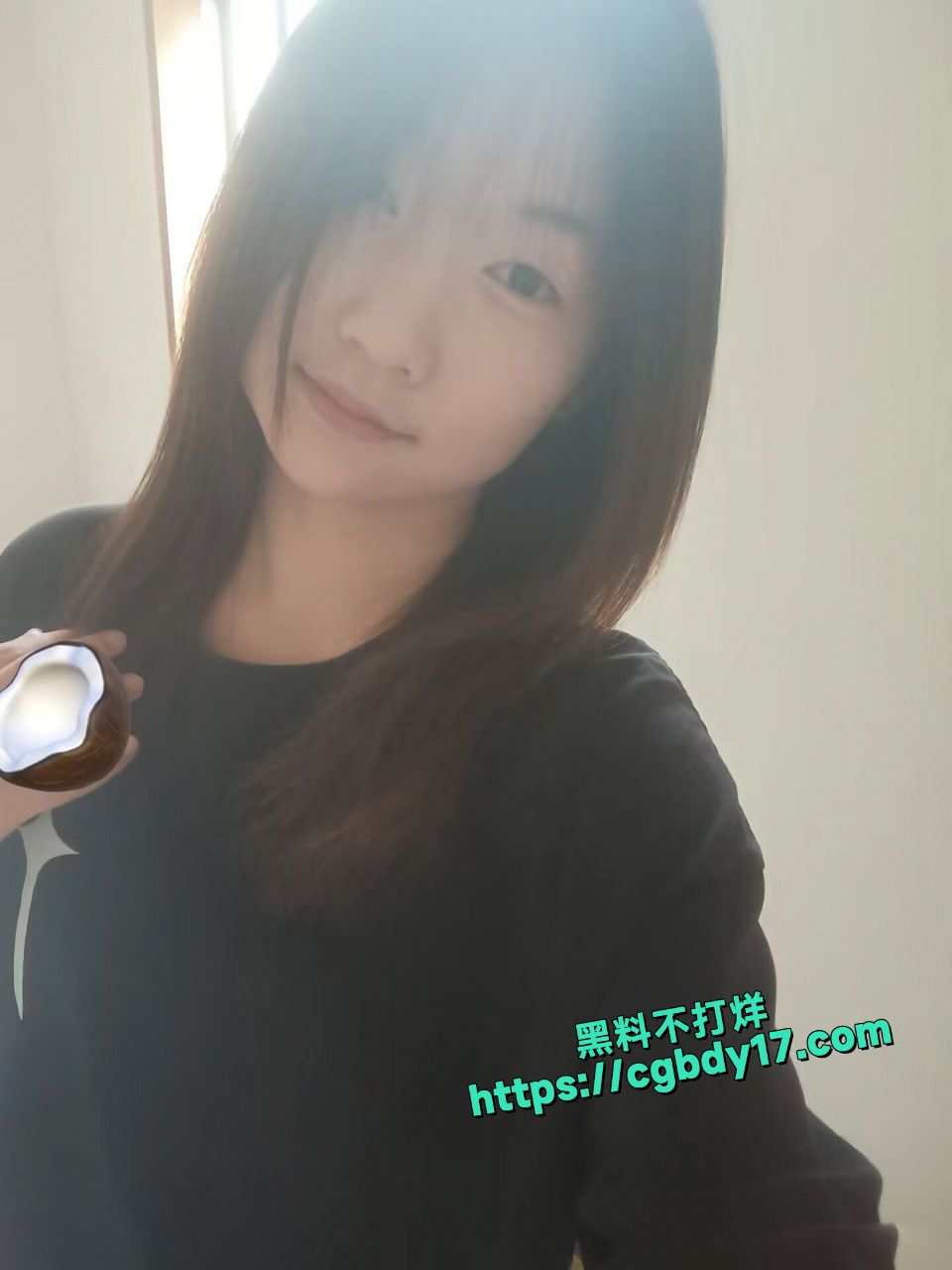 裸贷妹子蒋欣 微借款定制视频口叼内裤摆拍自慰抠出血6