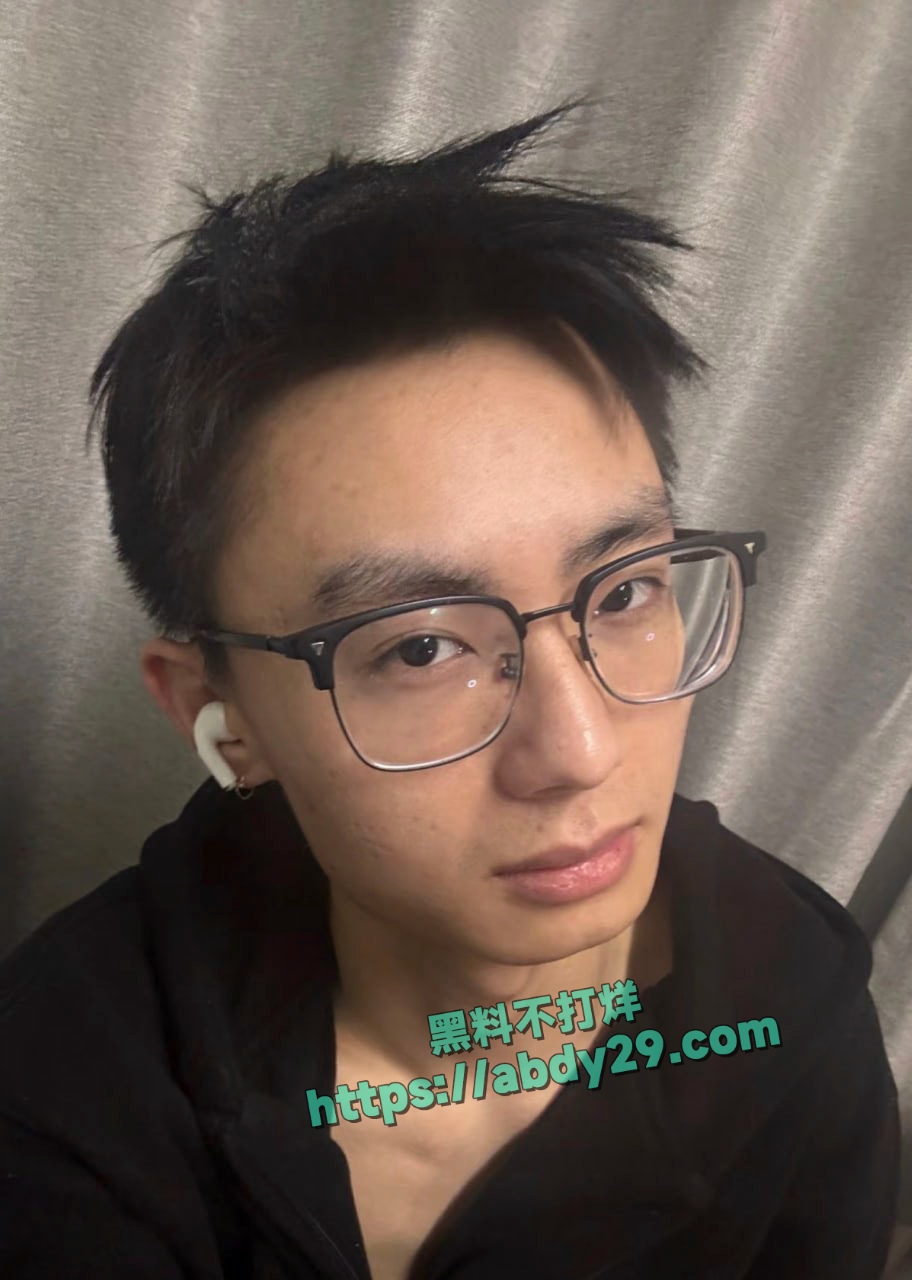 网友曝光开年第一渣男陈焕生 25