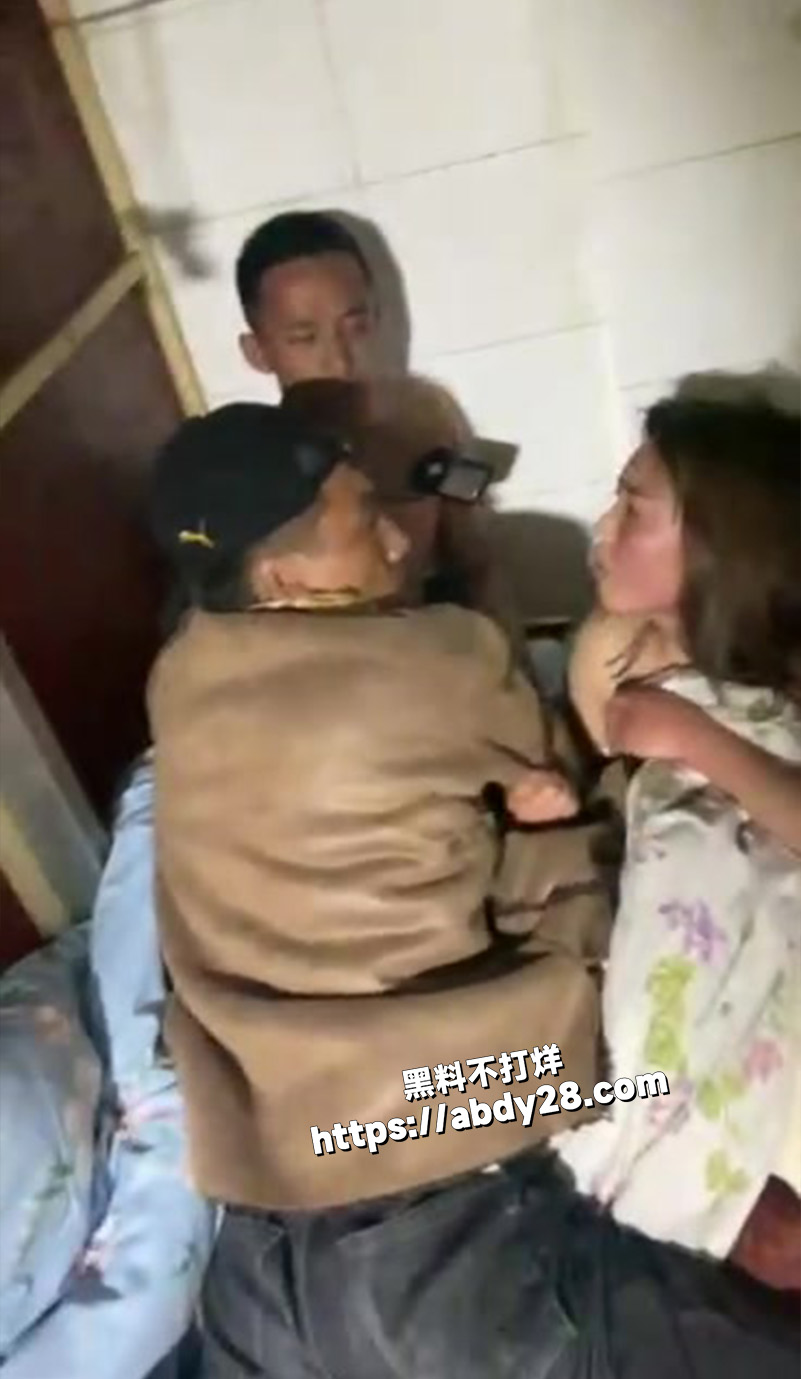 骗外出打工妻出轨6