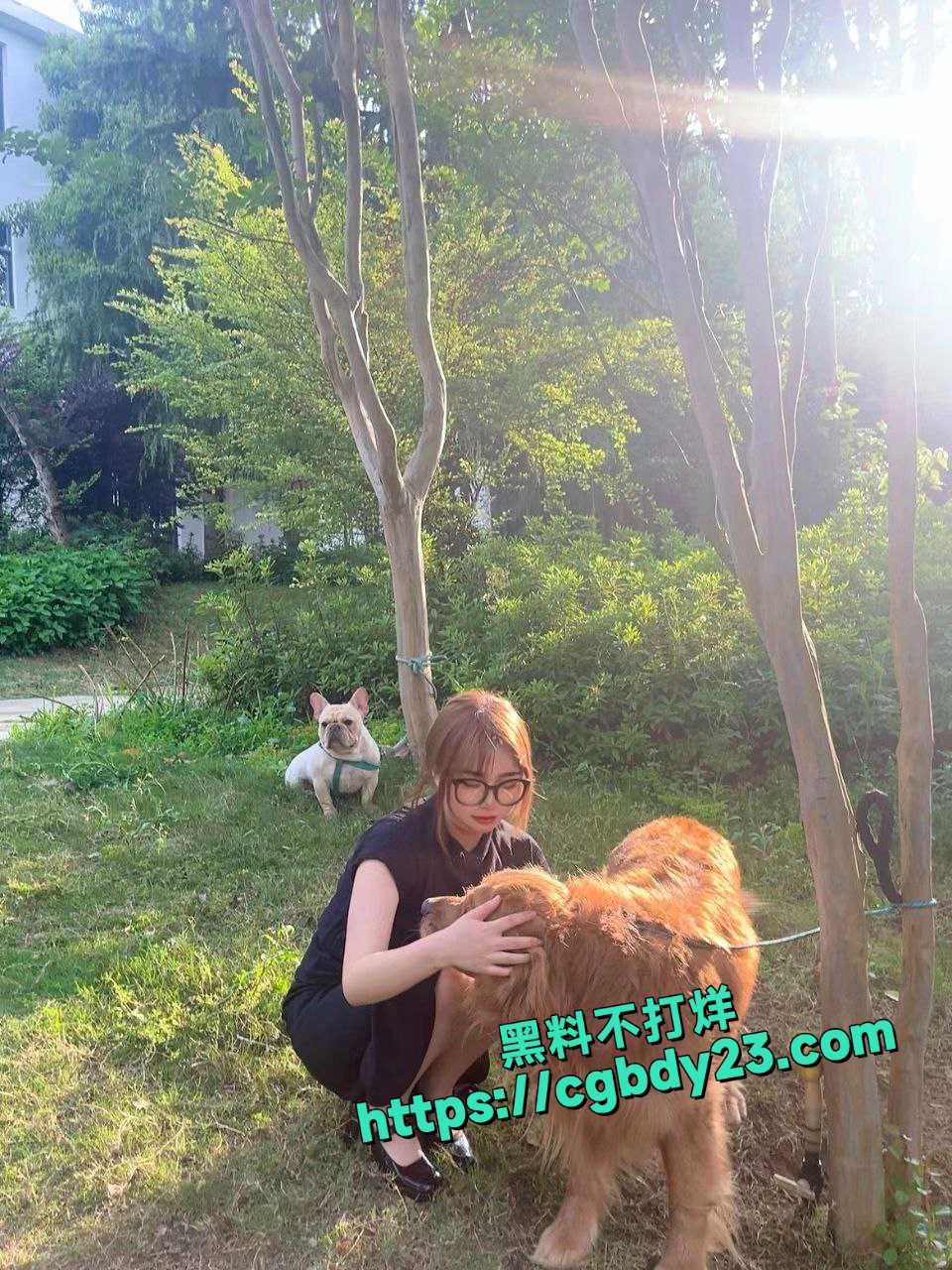 贵阳李成乔骚屄敏感容易出水喜欢幻想自己被强奸11