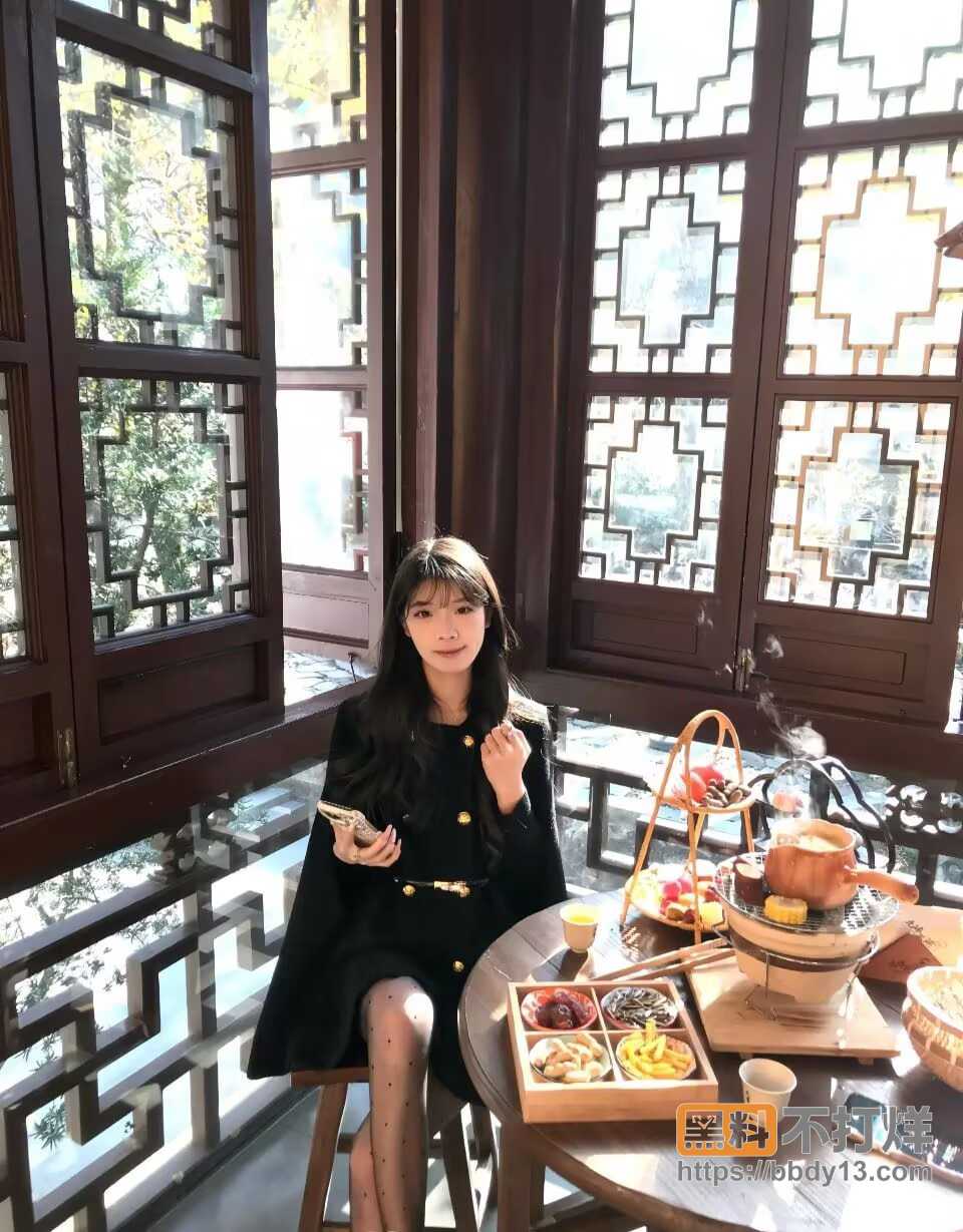 白嫩美女友2