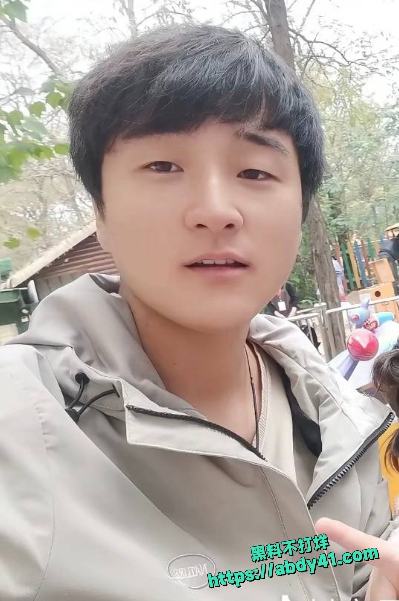 河南网红梁俊鹏妻子梁念霞儿女被发小杀害13