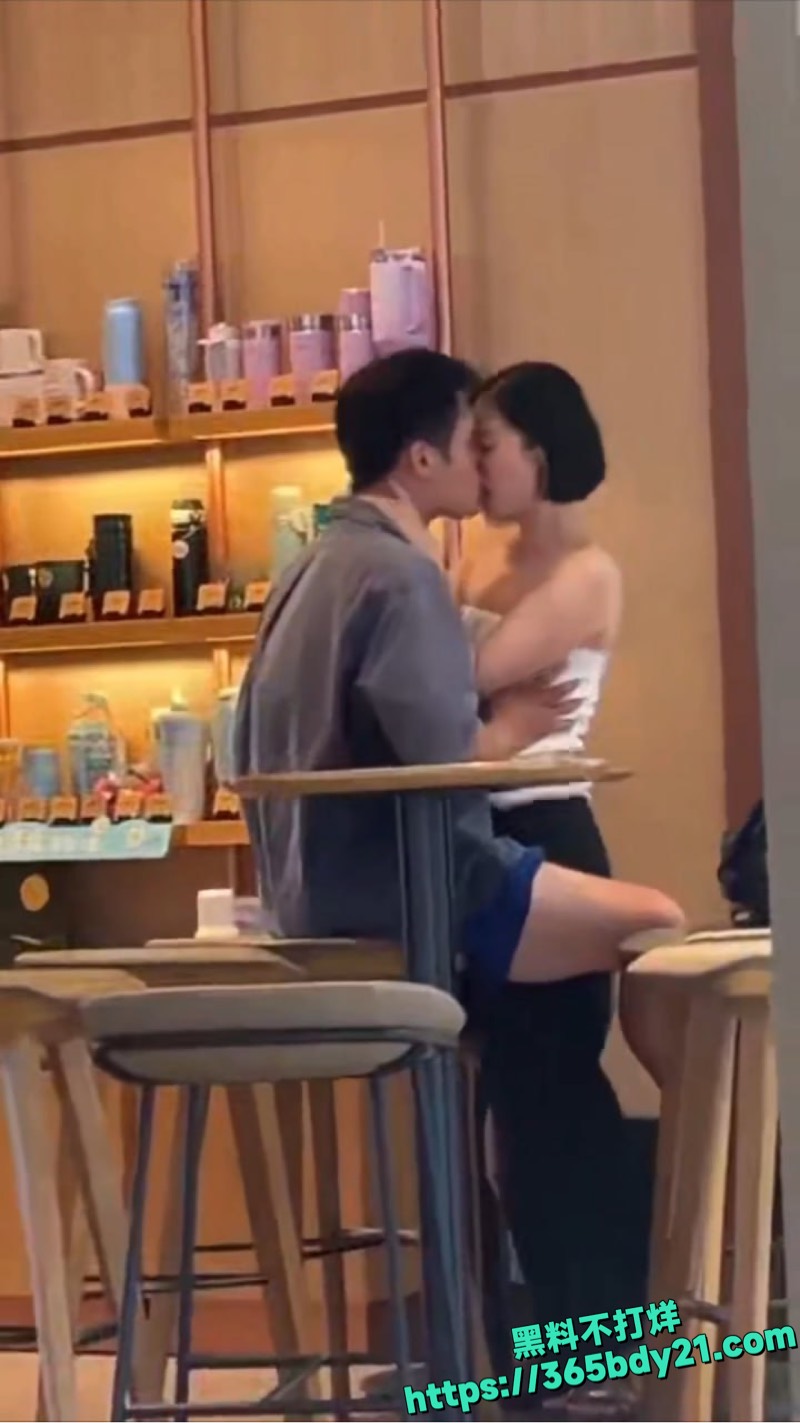 气质御姐带小鲜肉逛街4