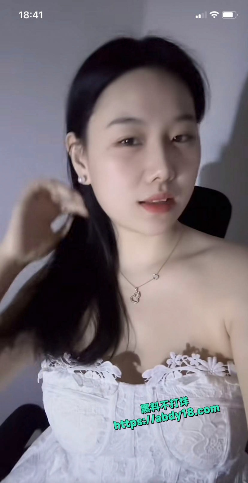 抖音知性小姐姐董大强自慰视频 4