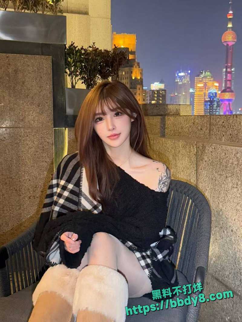 某音妖艳贱货约啪6