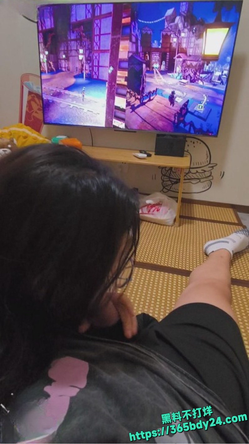 前女友姐姐边玩边操视频8