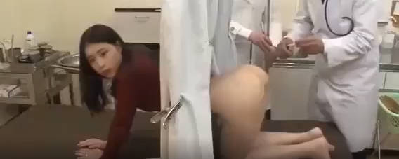 新奇视频 鸡鸡插入治疗术 骗妹子说能治疗 实际上后入猛操 现场实录