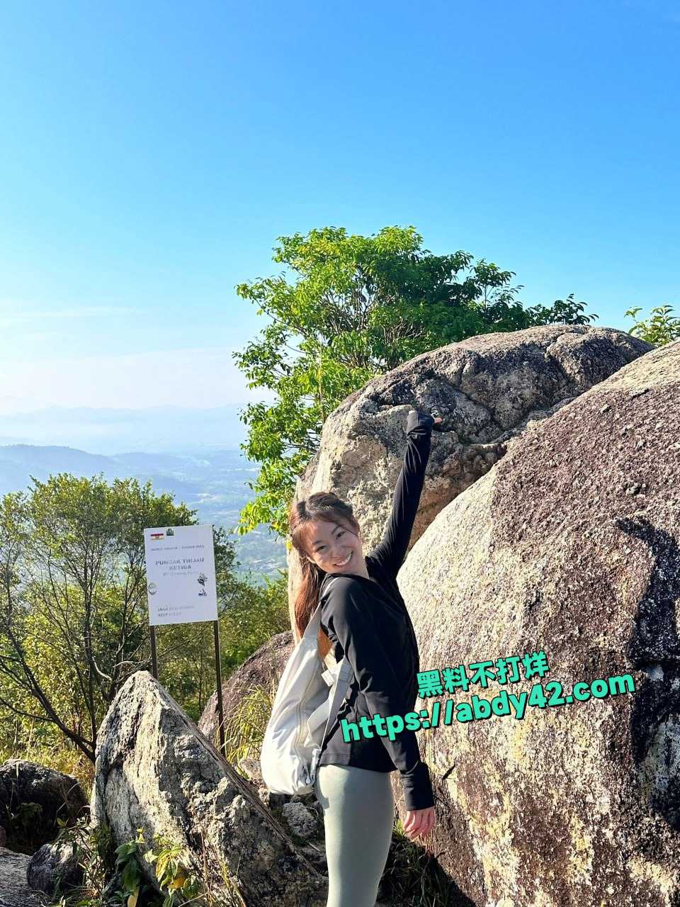 青岛反差母狗 李叶 2