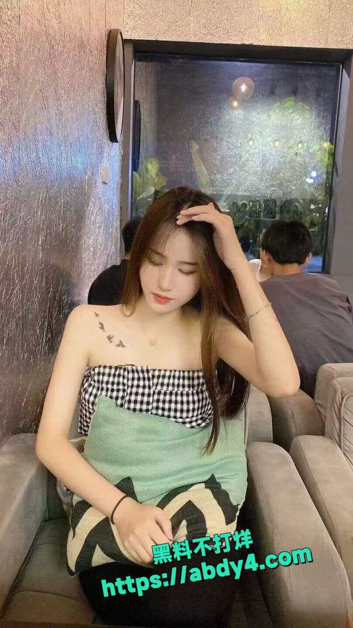 刚毕业反差女大学生 9