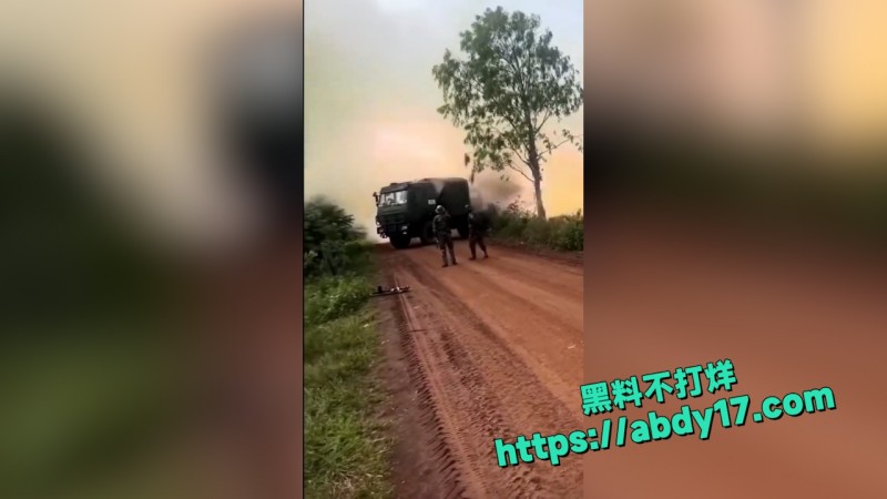 泰柬冲突 泰国军方炮轰柬埔寨 8