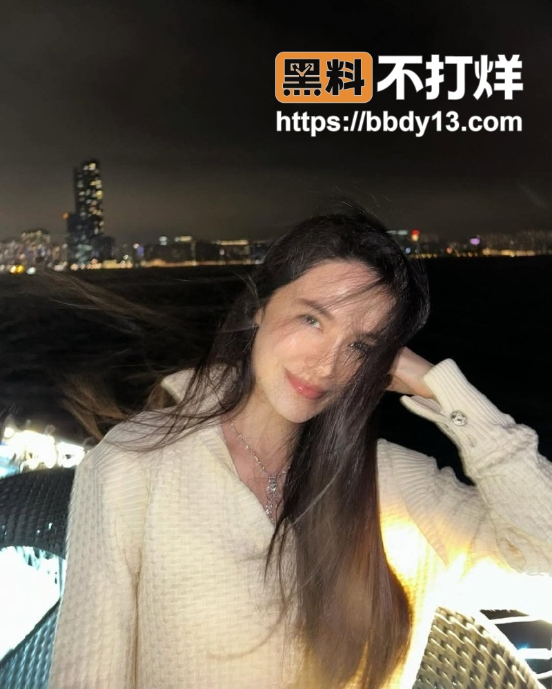 Lea Lee早期做黄播与前男友做爱15