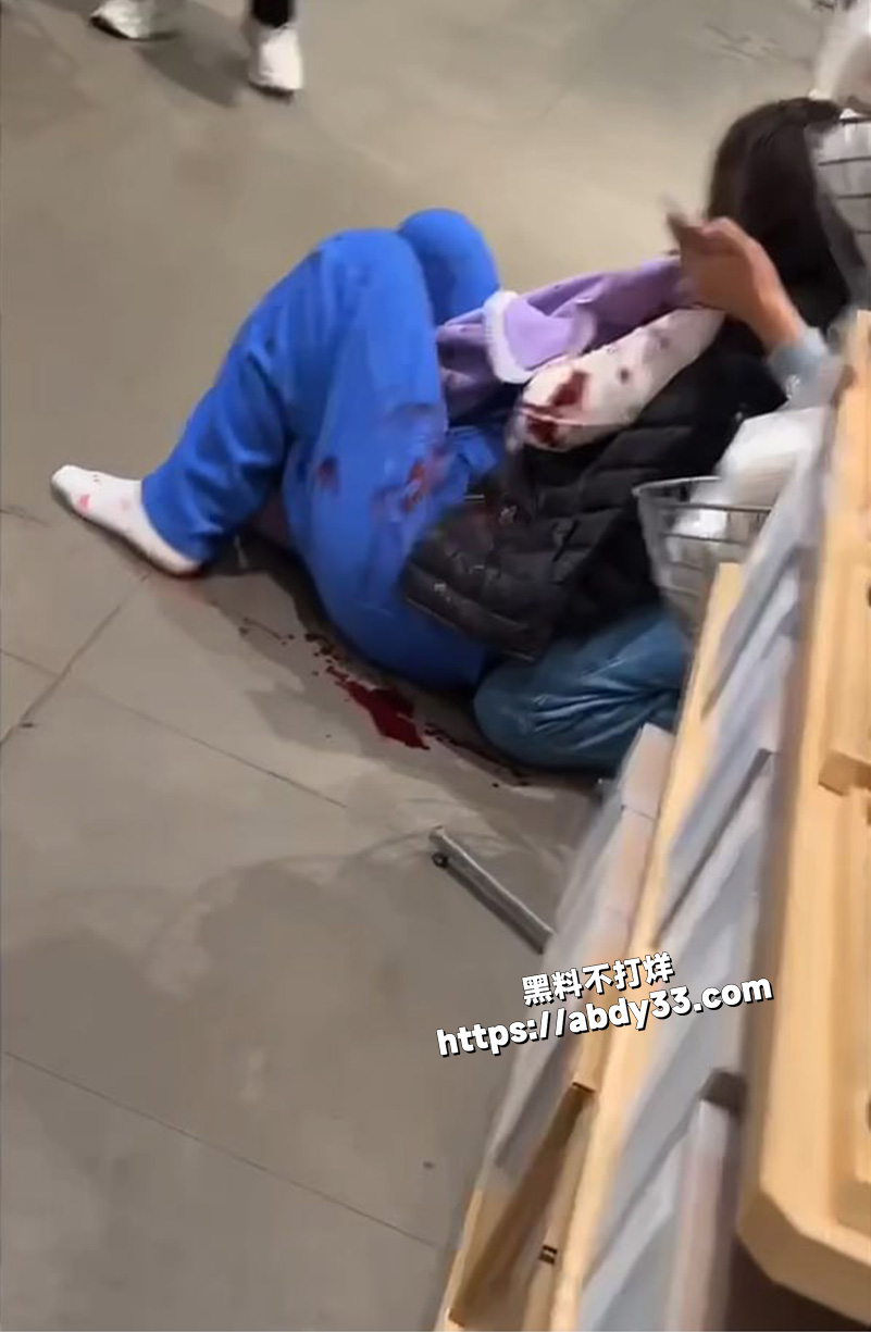 网传 商场 刀仔4