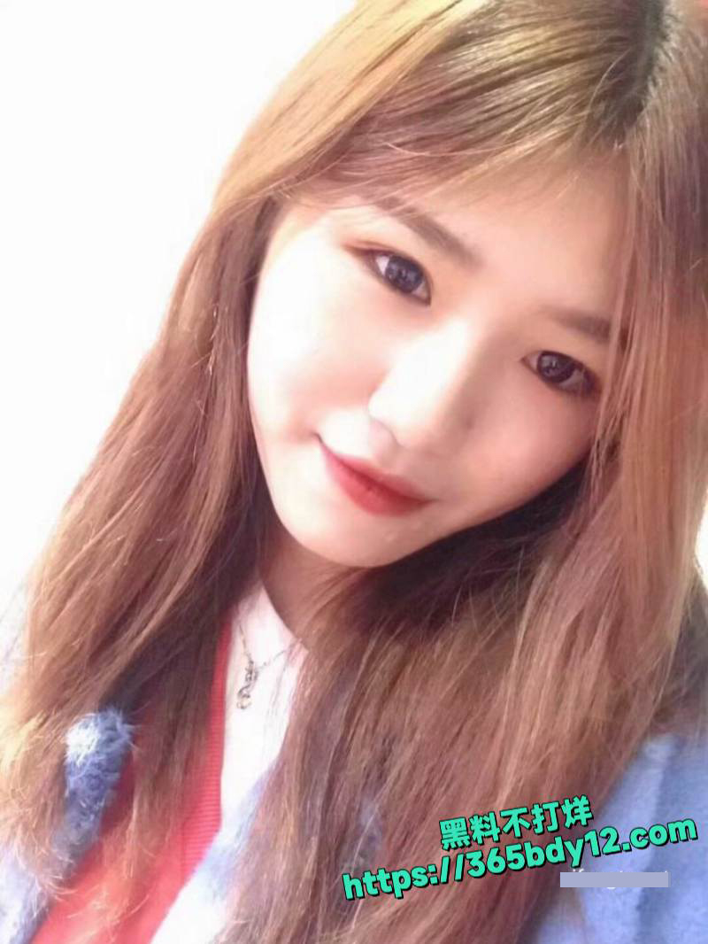 广西百色乖乖女陈小莹分手性爱视频泄露