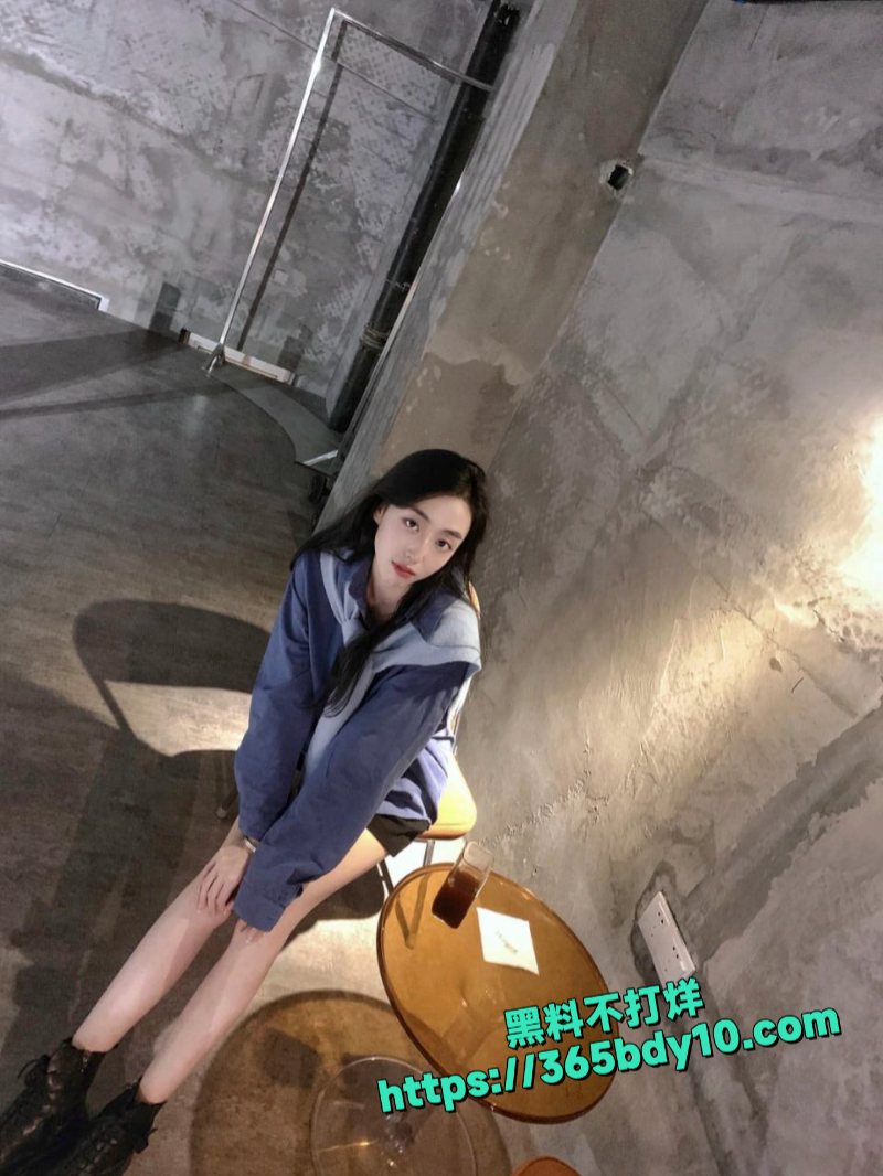00后英语老师多次裸贷无力偿还肉偿抵债6