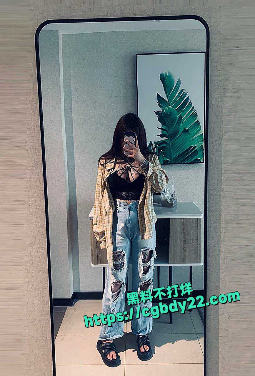 符文战士 制服调教SM忙的合不拢腿 微信与炮友交流做爱心得8