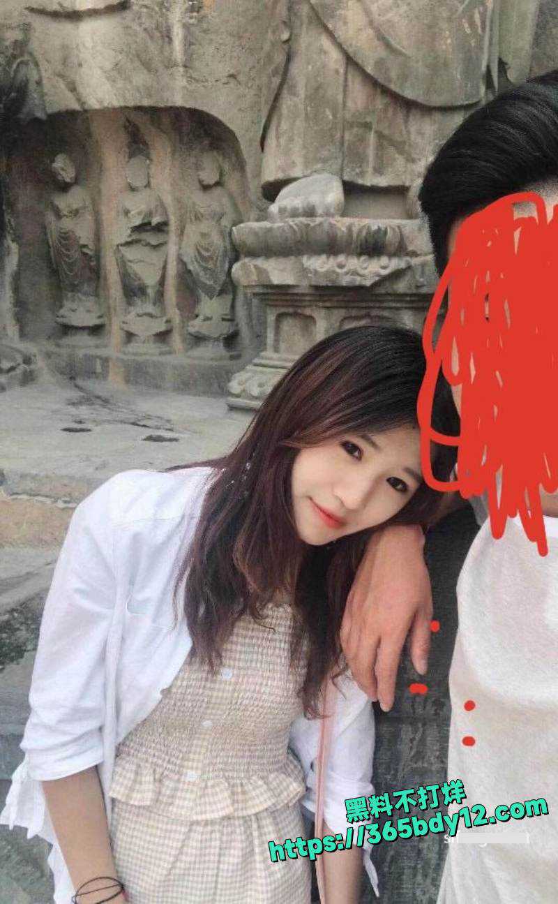广西百色乖乖女陈小莹分手性爱视频泄露