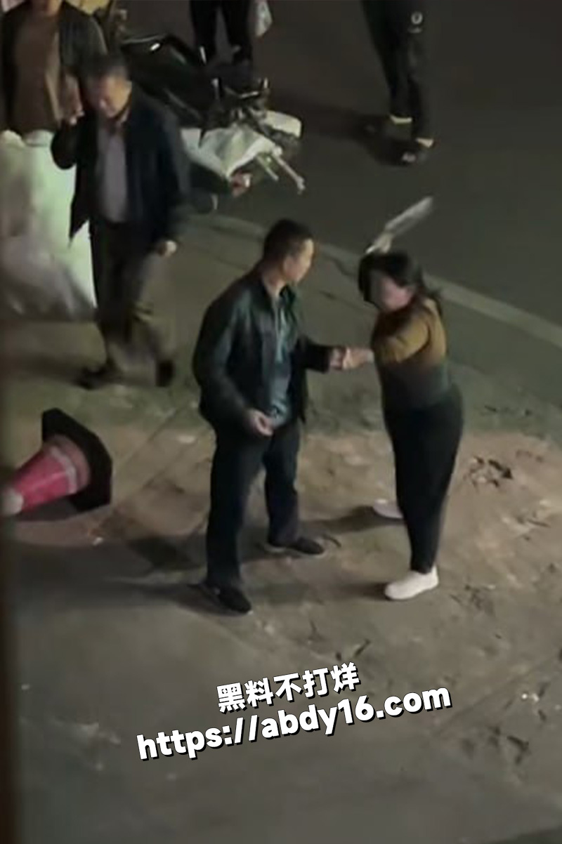 广西南宁街头砍手事件5