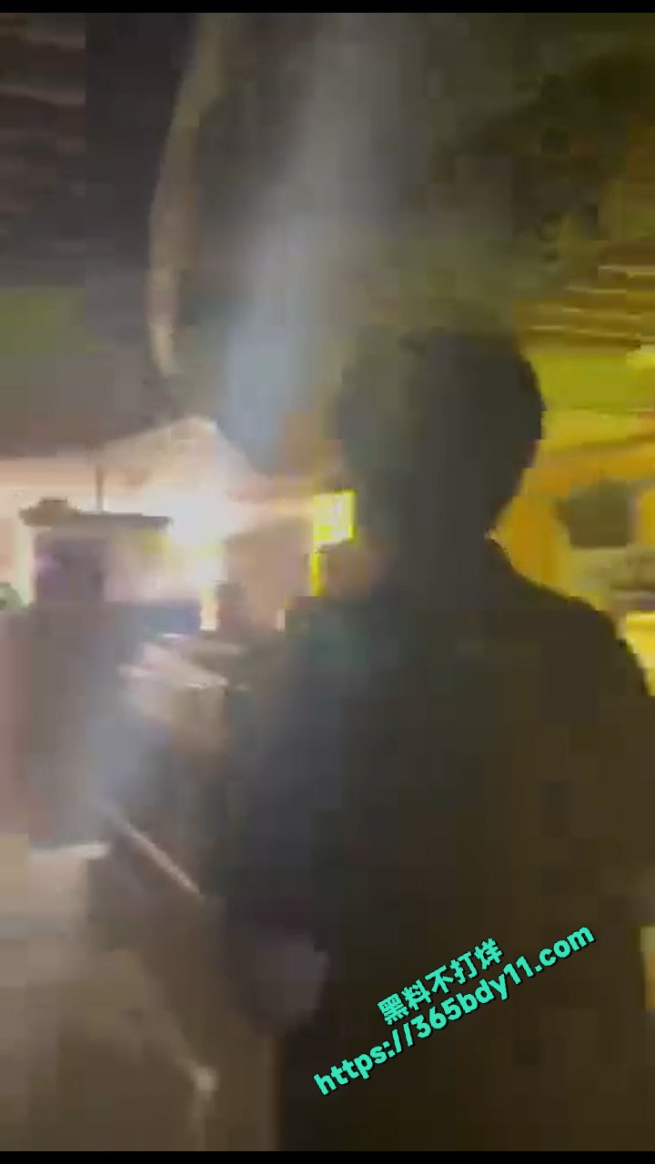 竖版模版.00023624.Still003