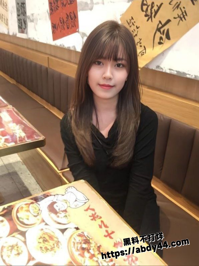 董丽 4
