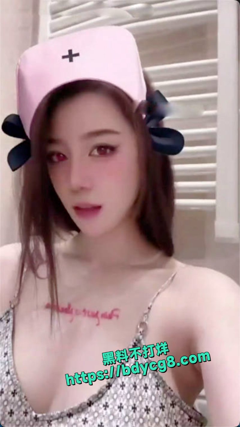 抖音乃恩顶级美女超大尺度反差自拍合集2