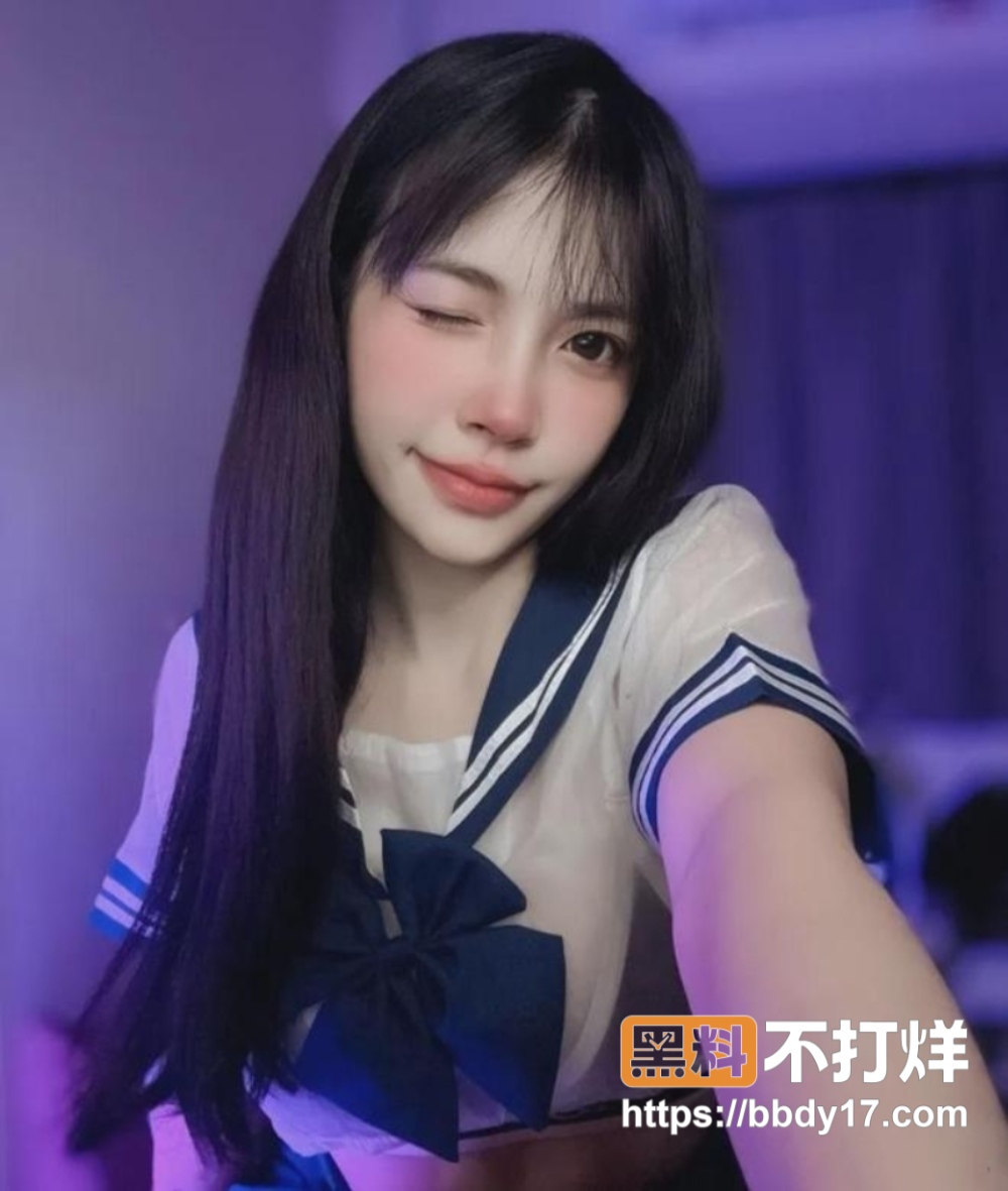 纹身小网美rouu 5