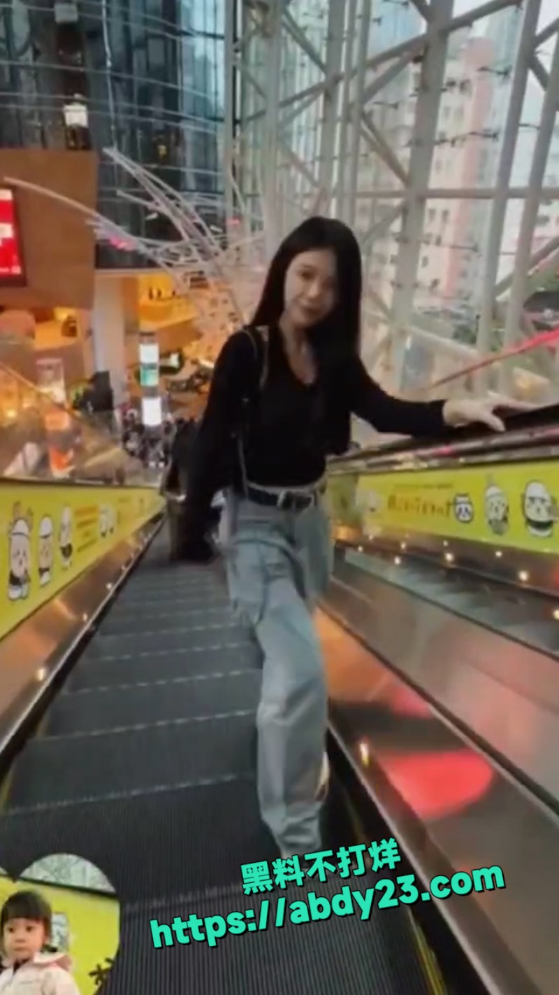 极品高颜值少妇早期与自家老公自拍 4