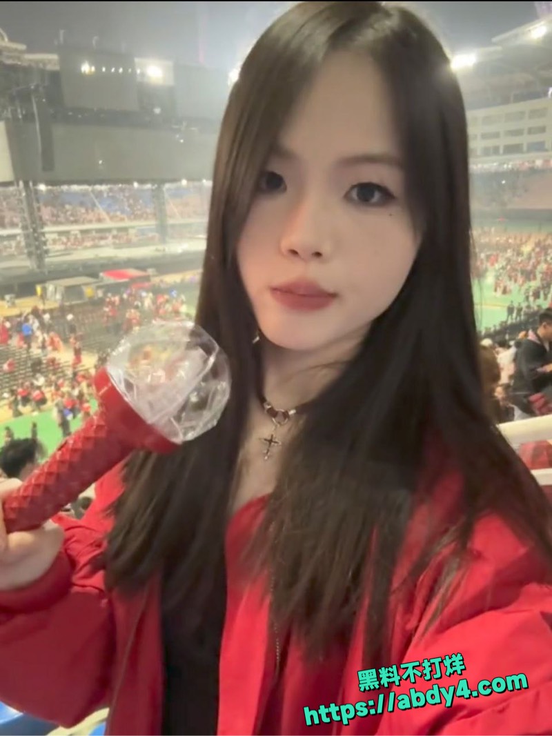 蒋雯丽银行职员视频私拍7