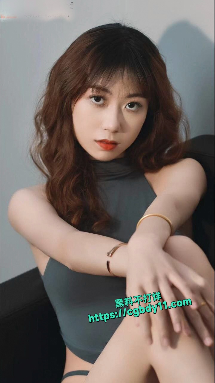 广东中山骚货母狗李美君6
