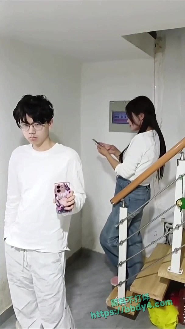 丈夫抓奸现场反转03