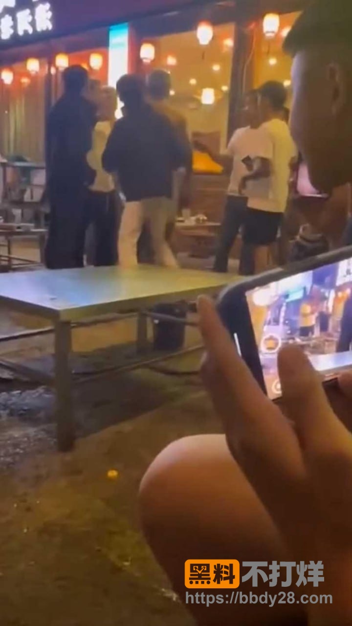 烧烤打架事件4