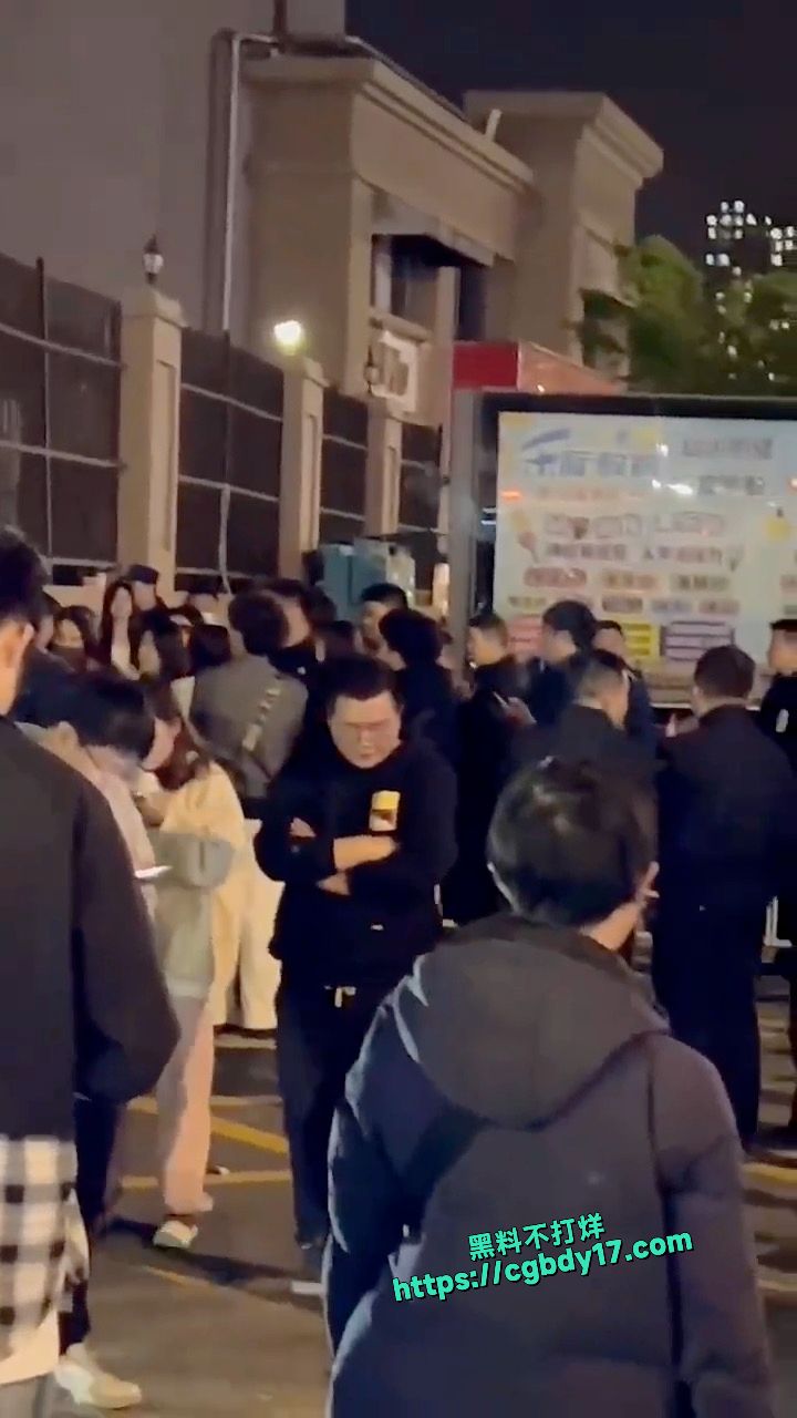 海昌天澜，黑箱操作换物业，打起来了6
