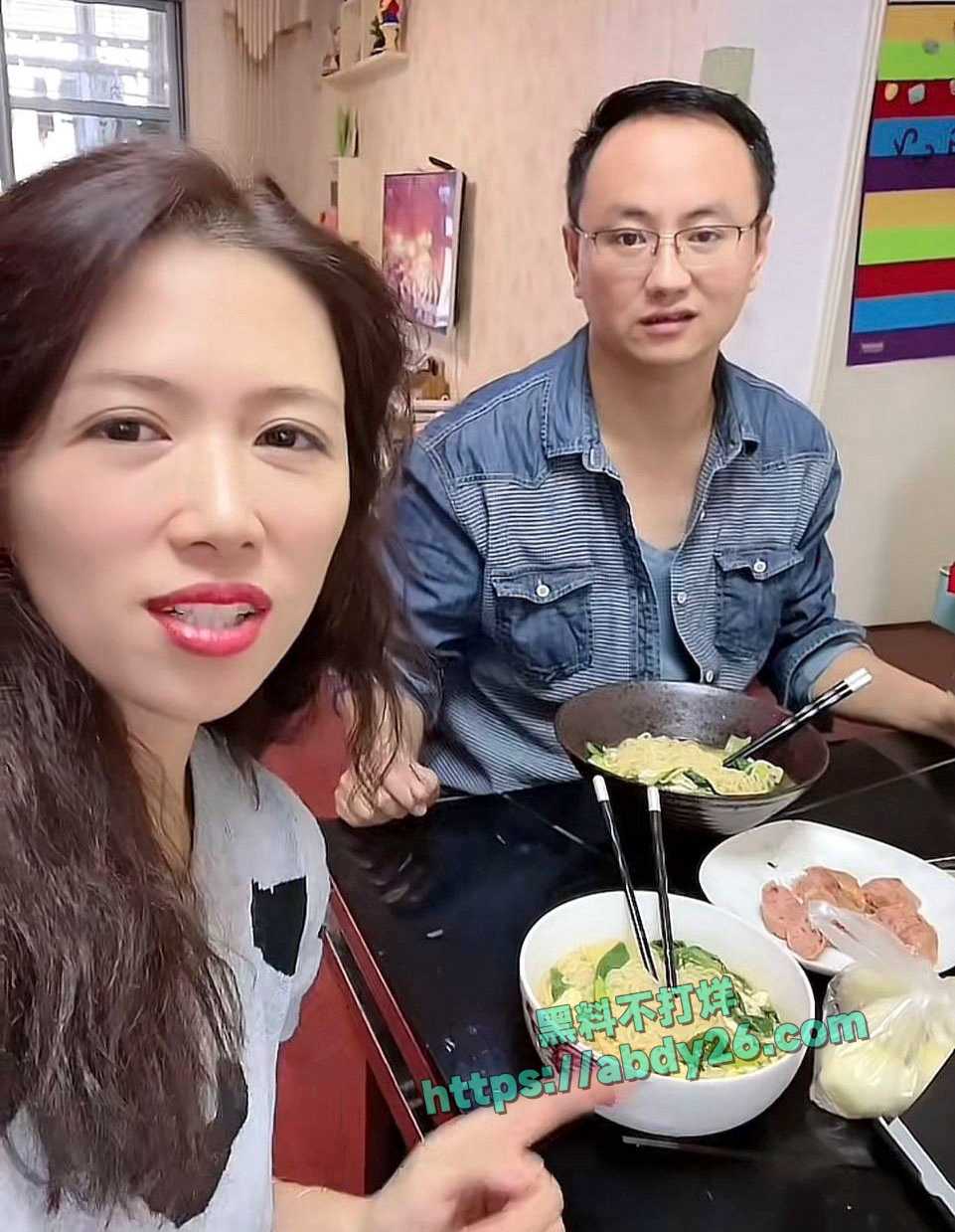 娜姐重生揭露丈夫出轨家暴 40