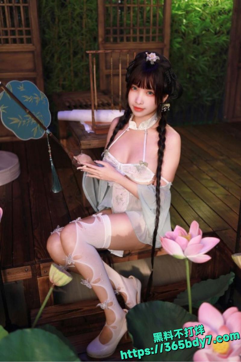 慕慕Momo素问绿色薄纱古装全露4