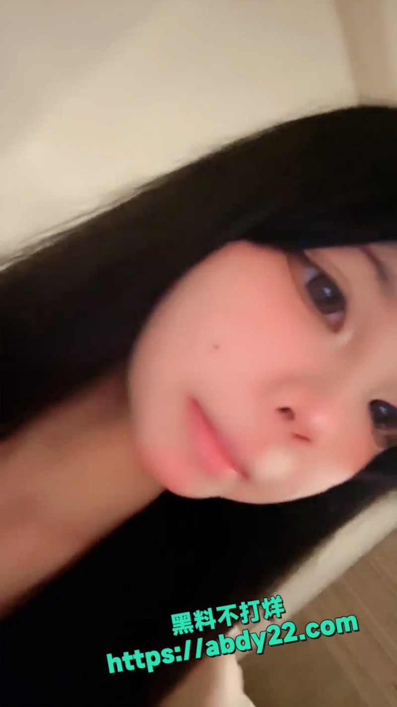 超极品童颜巨乳嫩妹 17