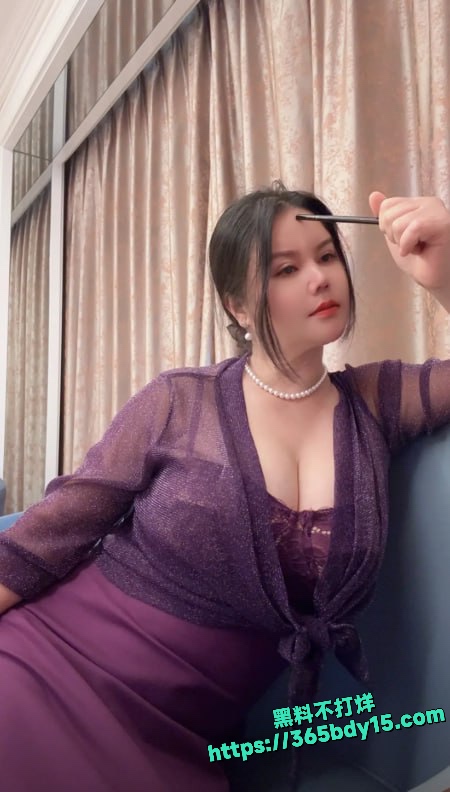 上海抖音网红蜜姨巨乳自慰视频流出