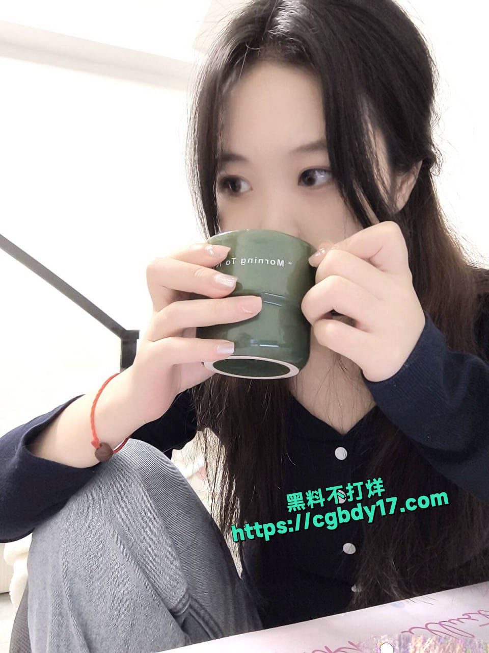 甘肃反差婊眼镜骚妹于雪 自慰抵押视频真情流露47