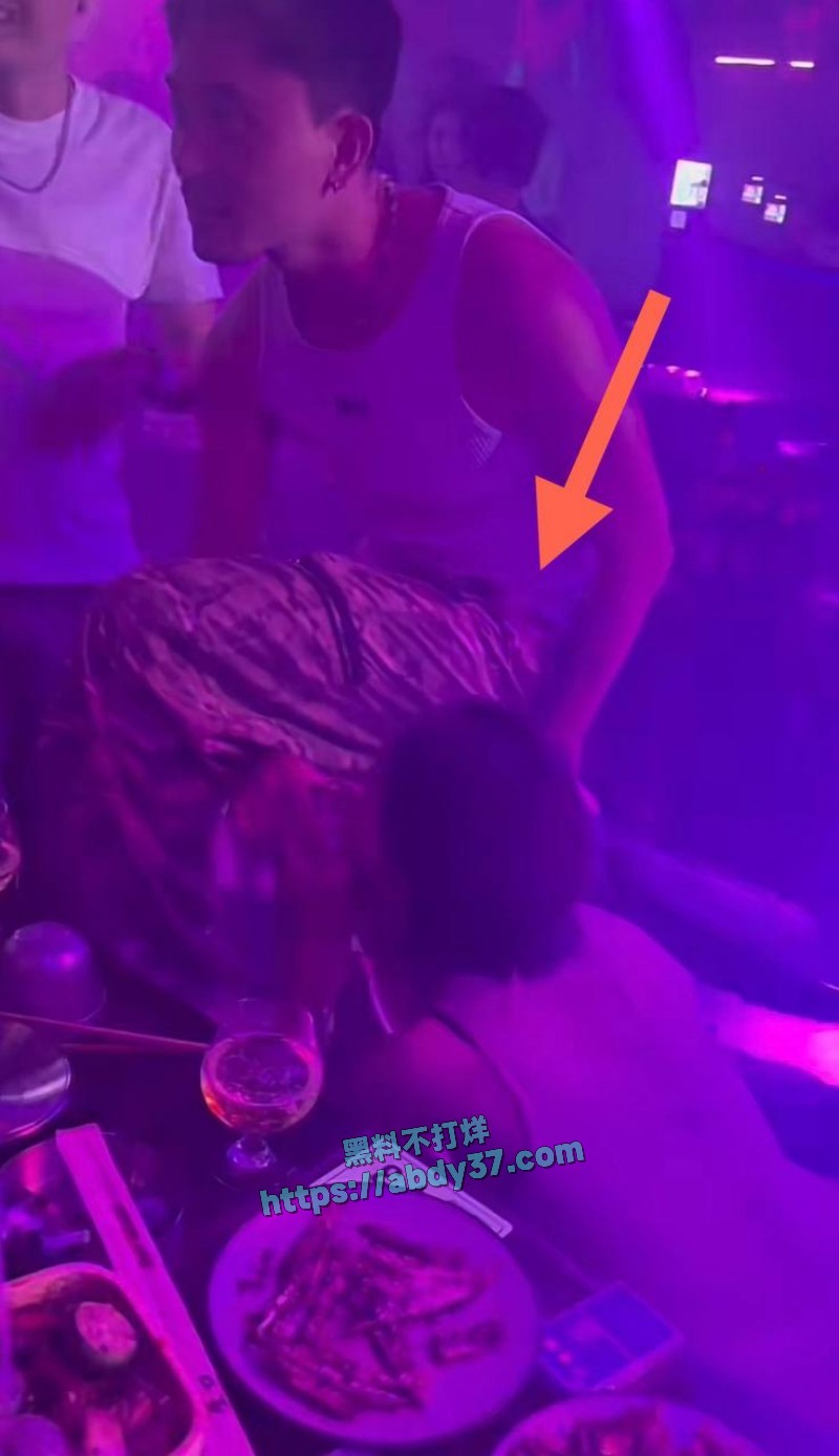 云南普洱女网红18
