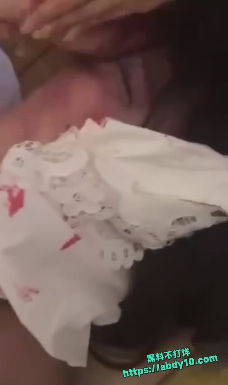 捉奸现场正宫暴怒狂扇小三2