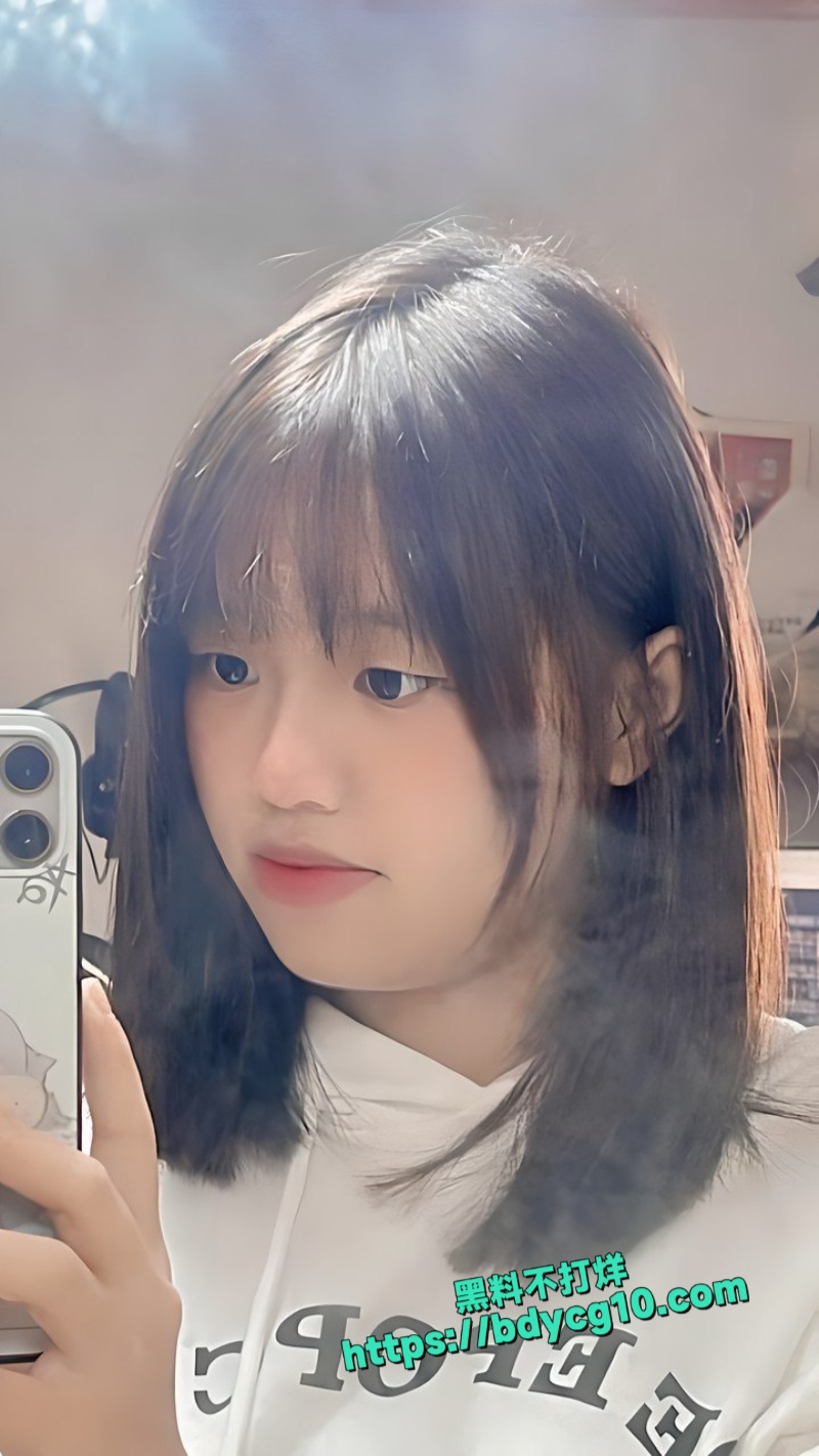 高中生可爱妹子李宥瑄就被网路大神调教