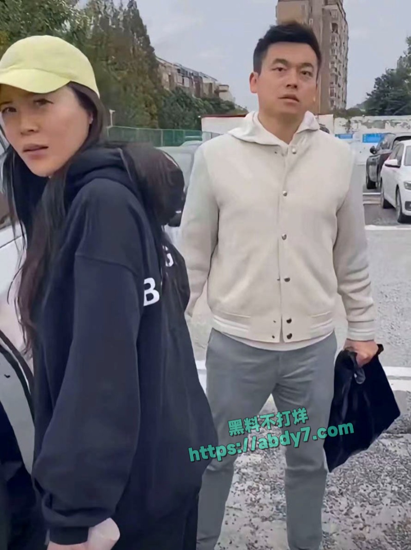君合律所合伙人许晟骜被原配曝光出轨 13