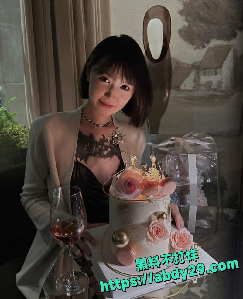 朱羿霏与男友激情性爱视频4