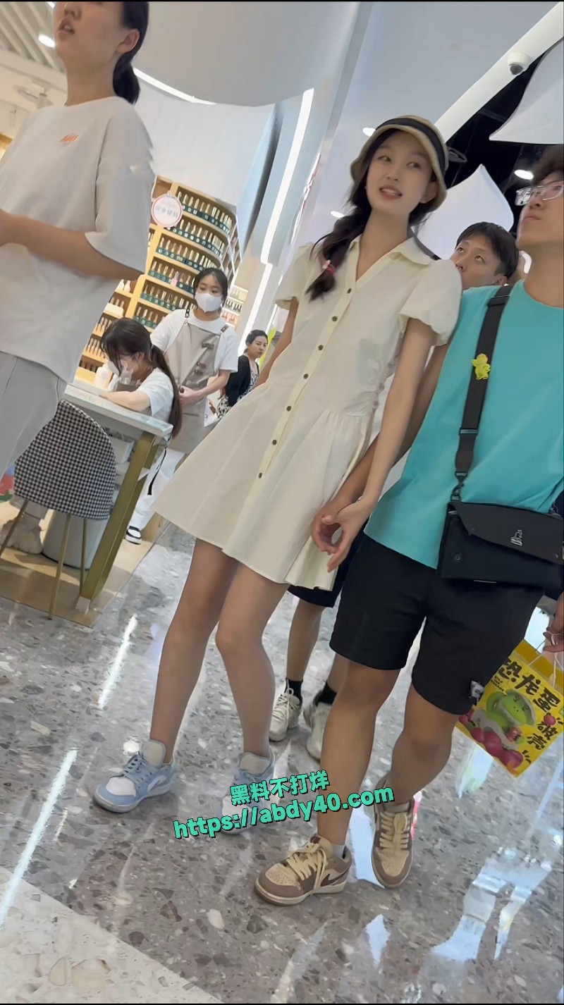 这丑男友晚上回家不 15