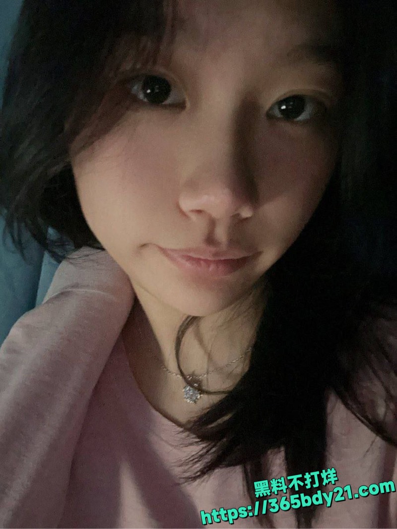 李慧佳修手机泄露大量不雅图片视频 10