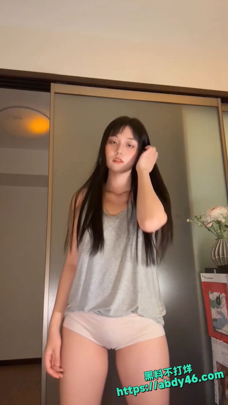 裸舞福利姬 Yum707玉米1