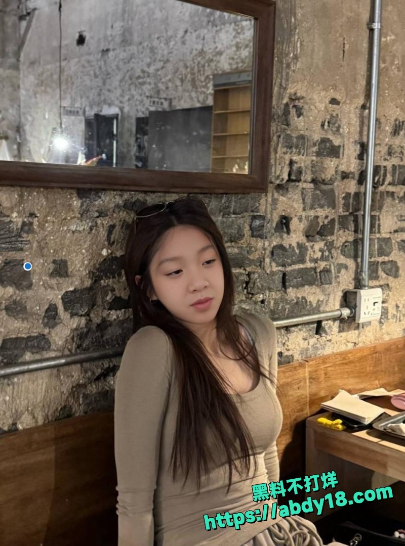 凯里女孩聚会脱衣全过程10