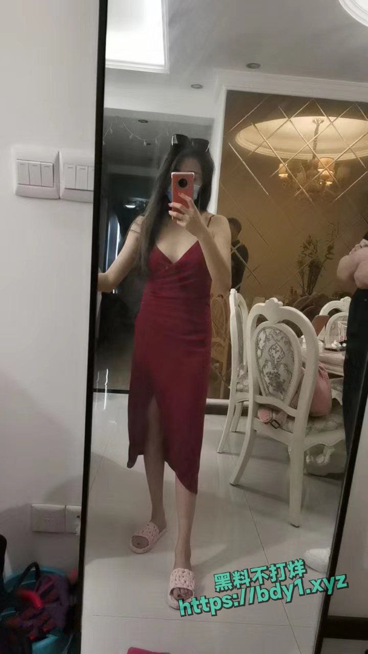 厦门健身教练宋恩慧假借带学员的借口从而钓凯子