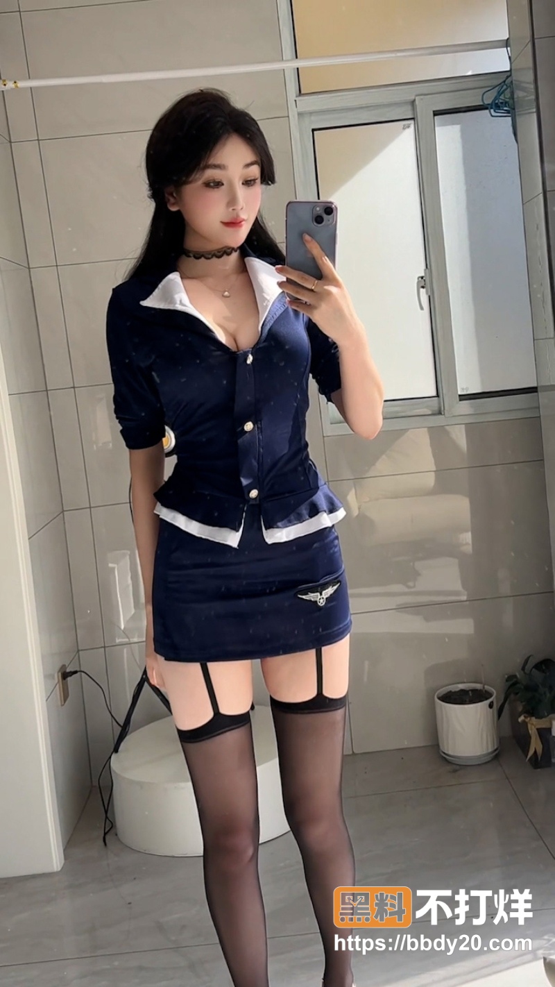 小久红 3